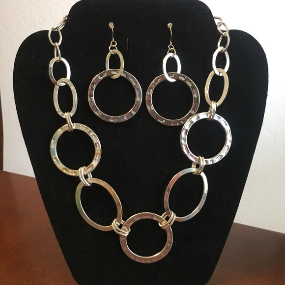 Jewelry - Necklace and Earrings Set Circles